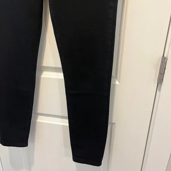 ZARA New with tags Black High Rise Skinny Jeans 10 Denim - Picture 3 of 7